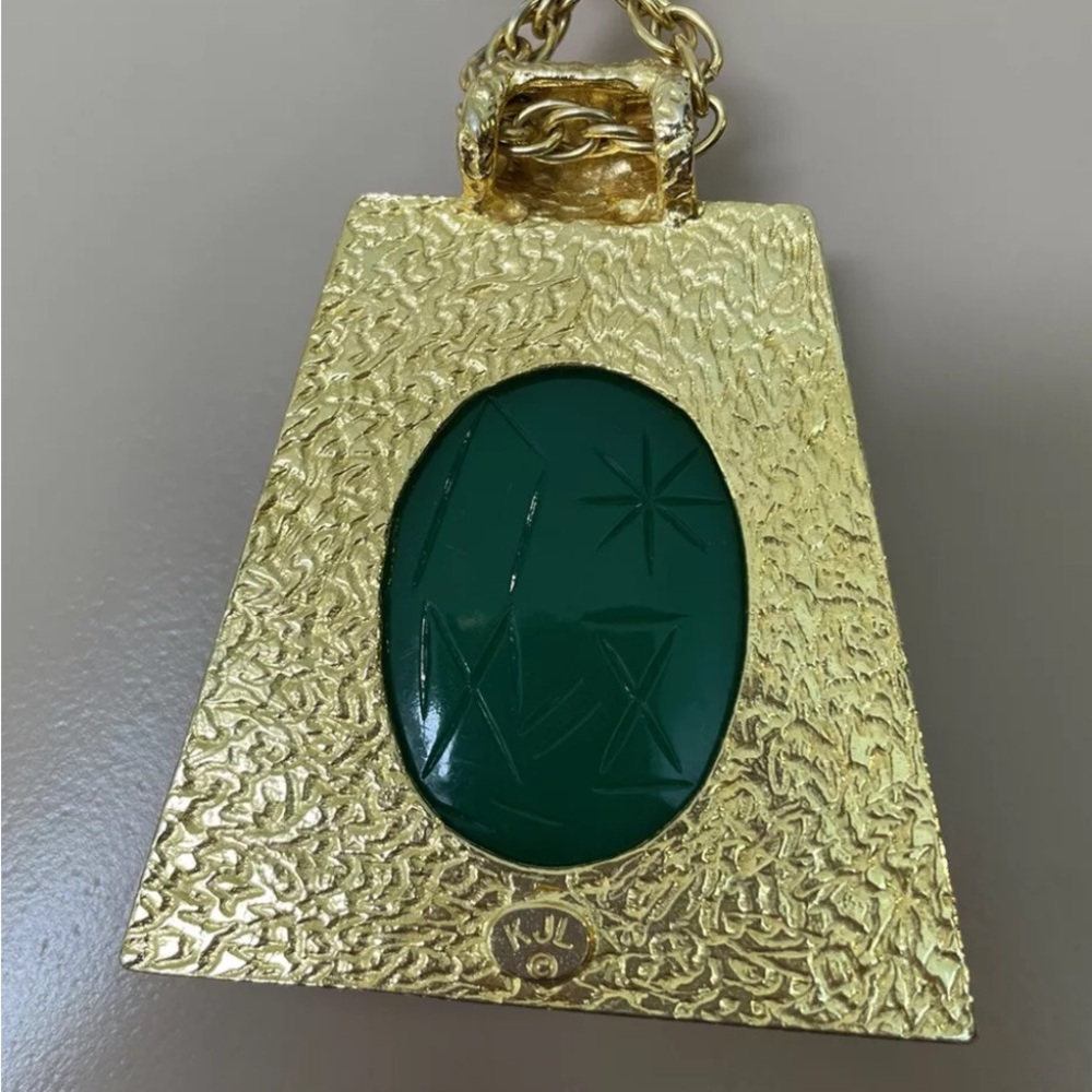 Kenneth Jay Lane vintage necklace green scarab - Picture 4 of 5